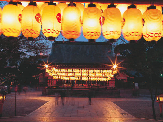 【祇園周辺の神社と寺】八坂神社
