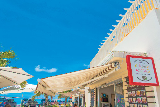 【沖縄旅行×おすすめスポット12】14:30 ラストショッピングは「瀬長島ウミカジテラス」で