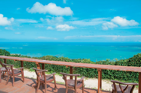 【沖縄旅行×大人旅プラン】13:30 カフェくるくま