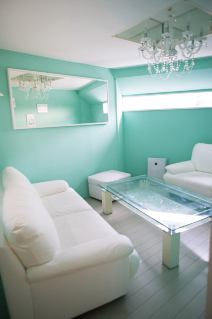 早い時間からカフェ感覚で楽しめるバルスタイル「Si nada」