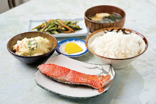 自分で作る定食