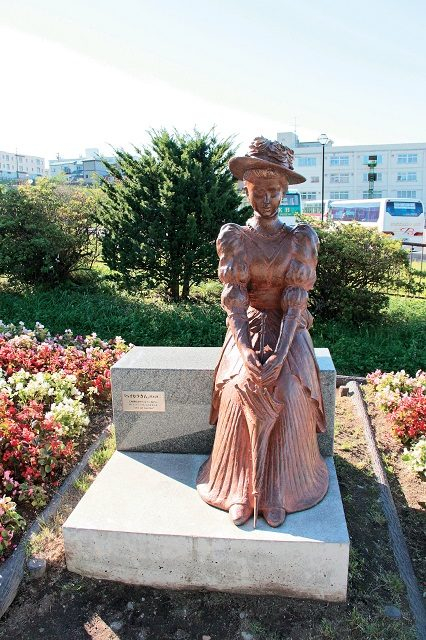 【2泊3日の函館・道南観光モデルコース】おしゃれなパブリックアートを発見、テンションアップ