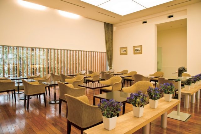 六花亭 五稜郭店