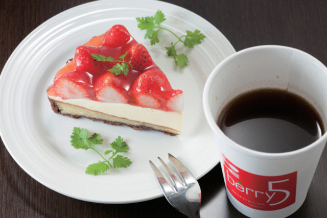 ショッピング&フードエリアほっくるがOPEN!