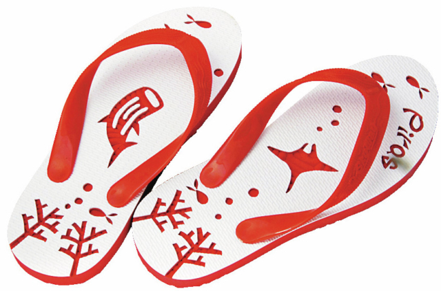 【那覇・裏国際通り×浮島通り】沖縄スタイルに変身できるアイテム満載「琉球ぴらす 浮島通り店」