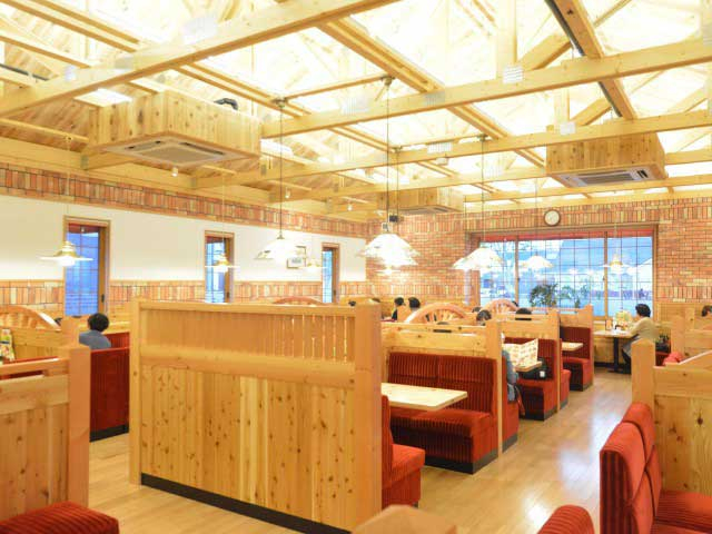 仙台のおすすめモーニングスポット:コメダ珈琲店 仙台富沢店