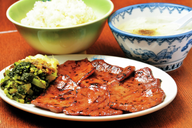 仙台味噌を使った元祖味噌漬け牛タン「牛たん 一福」