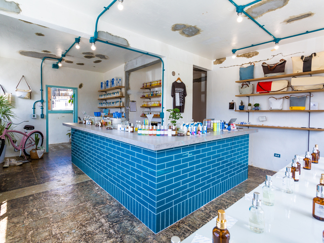 【港川外国人住宅街】自分だけの香りをDIYで楽しむ「THE FLAVOR DESIGN® STORE OKINAWA」