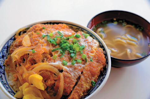 【座間味島のグルメスポット】お食事処 ぼくの店 おじさん