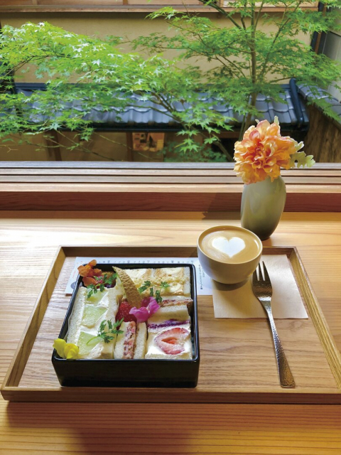 豆の持つ力を感じるコーヒーとお重に詰まった季節の味わいを「The Unir coffee senses」