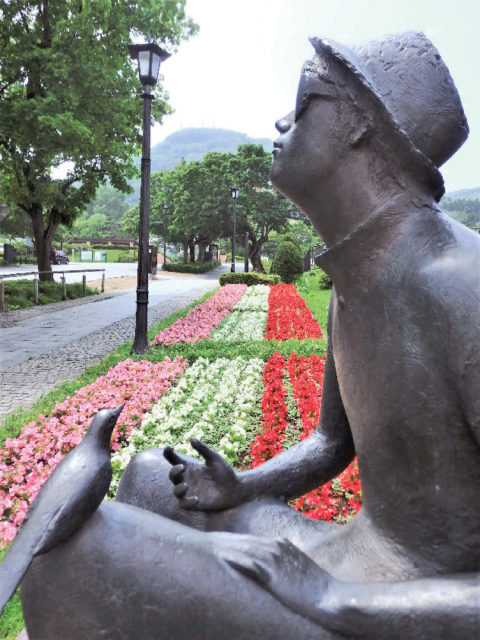 お散歩途中に見つけたアートなオブジェ