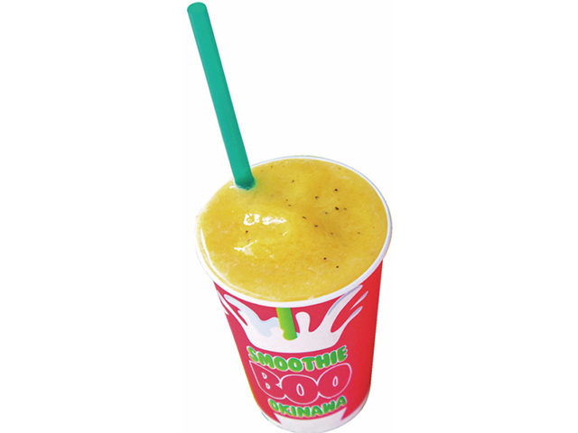 トロピカルなスムージーにサプリメントを追加して「SMOOTHIE BOO」