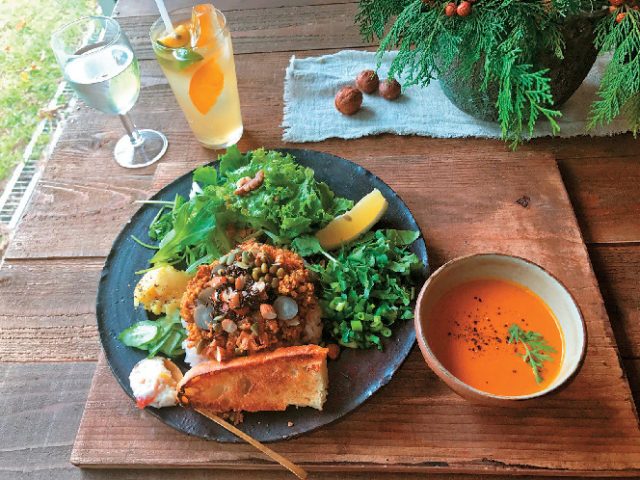 【キタナカエリア×外国人住宅グルメ】体の芯から元気になれるスパイスカレー「クルミ舎」