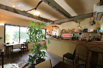 【キタナカエリア×外国人住宅グルメ】新感覚のドイツ風パンケーキのとりこ「純喫茶 MOTHER COFFEE」