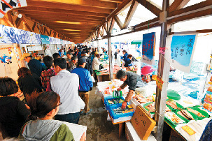 ゆりあげ港朝市