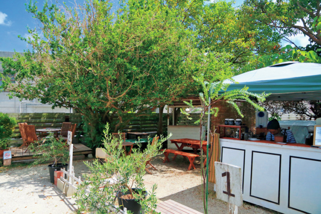 フルーツのようにとびきりジューシー「喫茶ニワトリ」