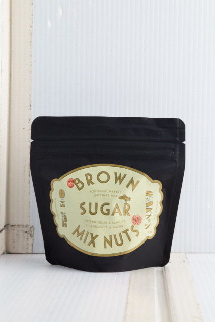 【港川外国人住宅街】沖縄メイドの逸品に心を奪われる「PORTRIVER MARKET」