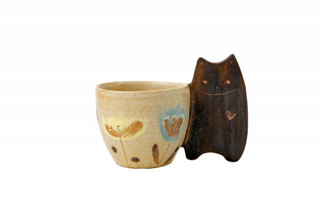 【港川外国人住宅街】着ごこちにこだわった 服を探すなら「藤井衣料店」