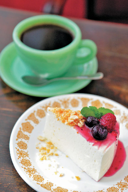 【江の島でやりたいこと】島カフェでまったり