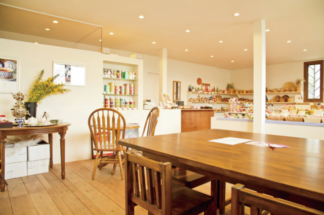 【函館・元町の雑貨屋さん】乙女心くすぐるロシア雑貨「ロシア・東欧輸入雑貨 チャイカ」