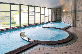 【飛騨美濃せせらぎ街道×ドライブ③】明宝の四季の移ろいが楽しめる温泉「明宝温泉 湯星館」