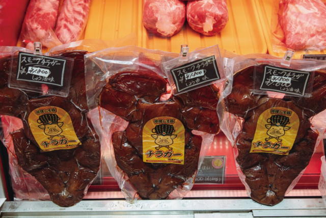 第一牧志公設市場とは