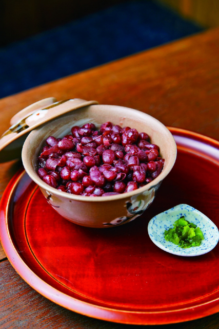 大正時代の風情ある店内で懐かしい味わいの甘味を「かさぎ屋」