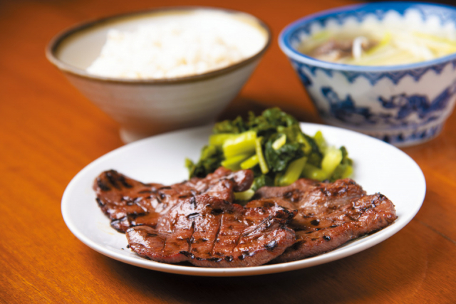 元祖の店で味わうこだわりの技が詰まった牛タン定食「旨味 太助」