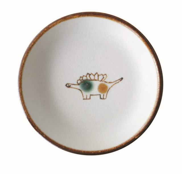 こぢんまりとしたスペースでお気に入りの器を探す「うつわスカート」