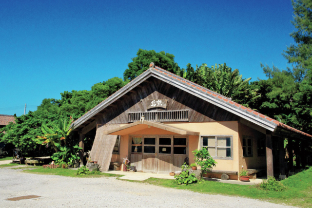 個性あふれる4つの人気窯元「読谷山焼 北窯売店」