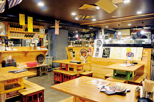 煮込み屋(横丁内)