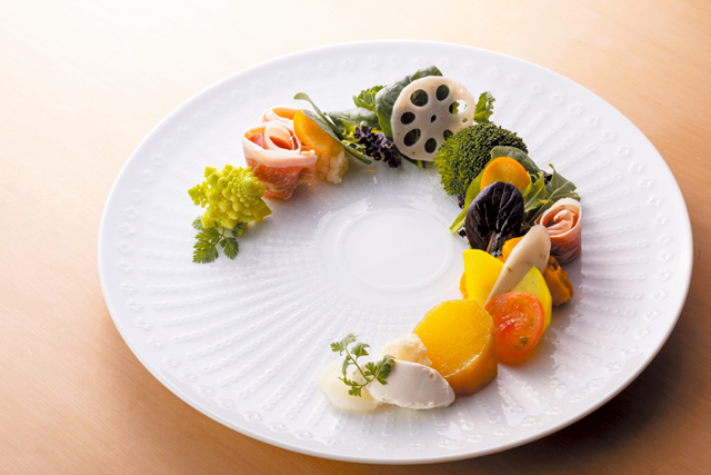 【清里&甲斐大泉×グルメ】おいしくて体にやさしいアートな料理「素透撫 STOVE」