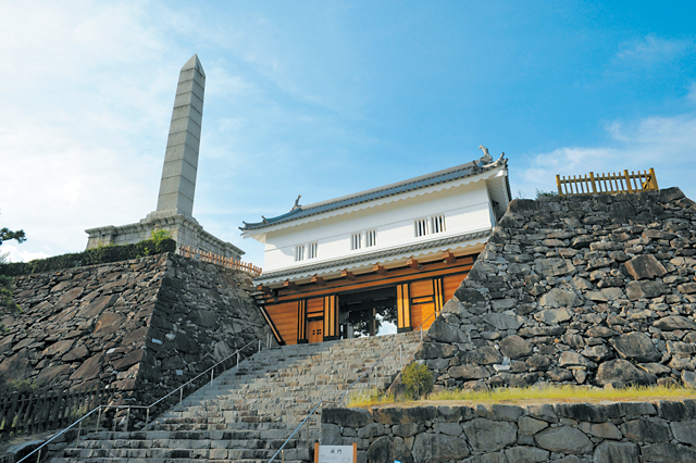 【甲府×観光】甲府市民の憩いの場「舞鶴城公園(史跡甲府城跡)」