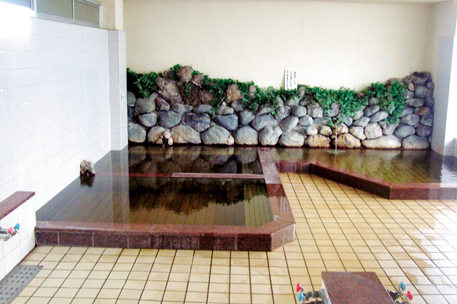 【甲府×観光】源泉掛け流しの温泉銭湯「国母温泉」