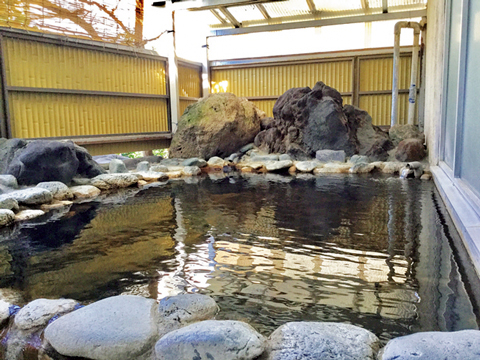 【甲府×観光】源泉掛け流しの温泉銭湯「国母温泉」