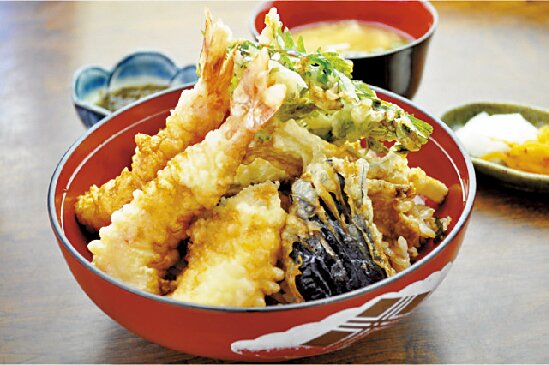 【大月&都留×グルメ】仙人も愛した天丼を食す「浜田屋食堂」