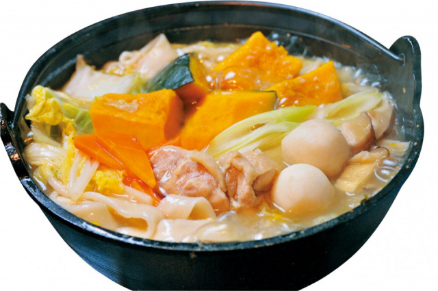 濃厚スープにカボチャがゴロッ「郷土料理 信玄」