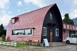 【長野×観光1日目 3】アルプスを望む特等席でほっこりカフェタイム「CHILLOUT STYLE COFFEE」