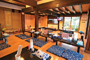 味もボリュームも富士山級の満足度!「ふじ山食堂。」