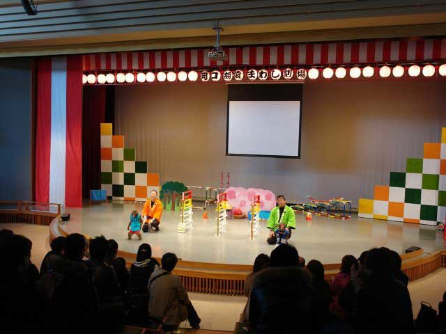 河口湖猿まわし劇場