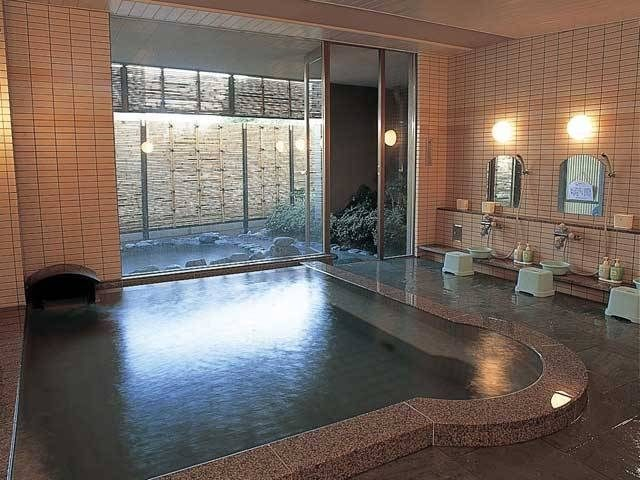 【甲府からひと足延ばして】信玄が愛した隠し湯「湯村温泉郷」