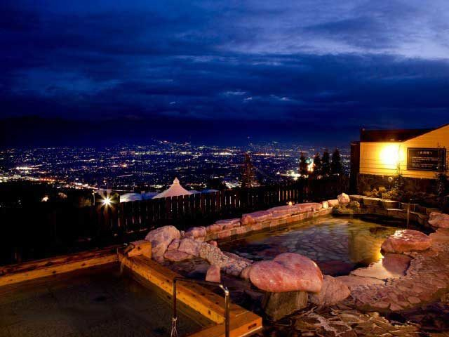 やまなしフルーツ温泉 ぷくぷく