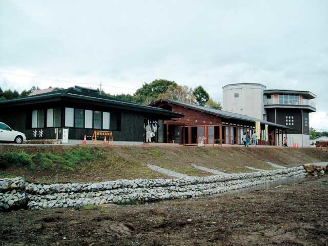 【清里&甲斐大泉×観光】三分一湧水館