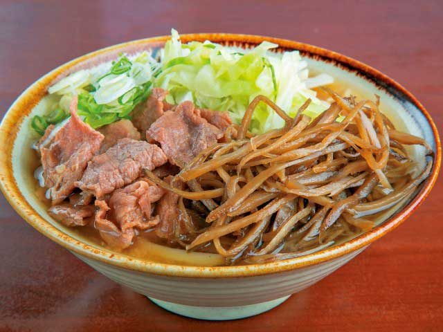 牛肉ときんぴらがのる肉きんうどん「てっちゃん」