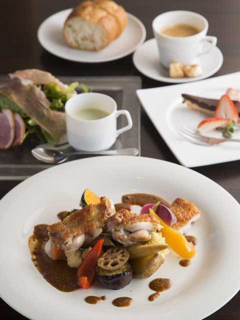 【甲府×観光】おしゃれなショップが集うレトロモダンな通り「甲州夢小路」