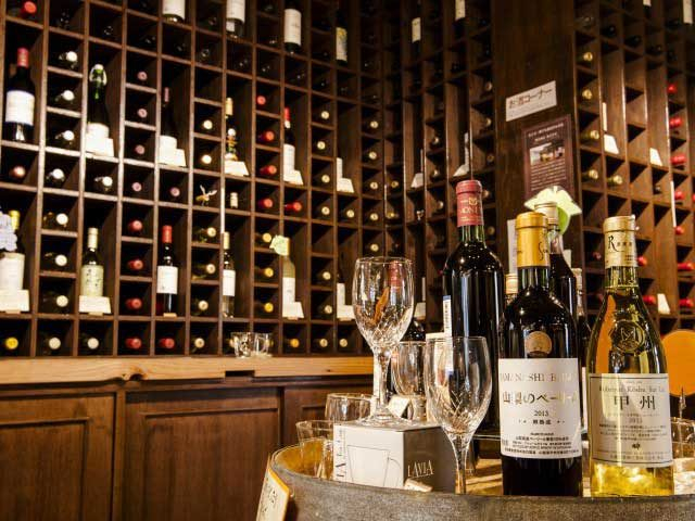 【甲府×観光】おしゃれなショップが集うレトロモダンな通り「甲州夢小路」