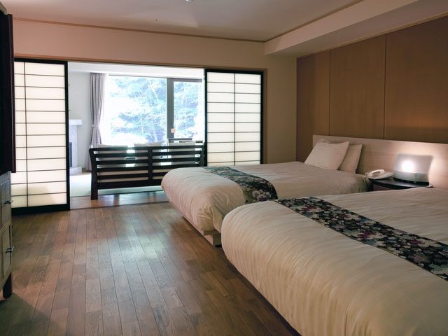 【一度は泊まりたい長野の温泉宿】自然と一体になる天空の湯宿「明神館」