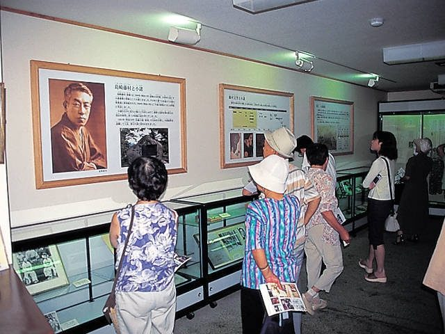 【長野・小諸&佐久×観光】文豪の遺品や愛用品を展示「小諸市立藤村記念館」
