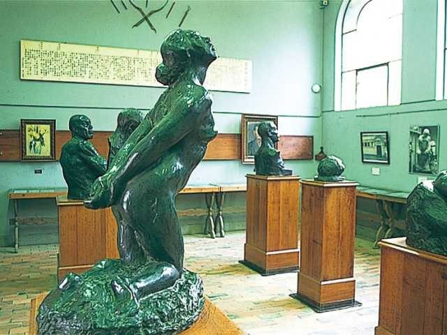 【長野×観光1日目 2】のどかな自然と調和した山麓アートに胸キュン「碌山美術館」