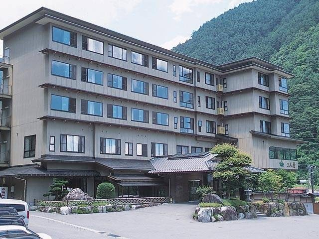 【一度は泊まりたい長野の温泉宿】健気な野生の草花に癒される「山野草の宿 二人静」